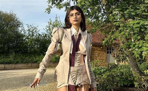 mia khalifa oxford